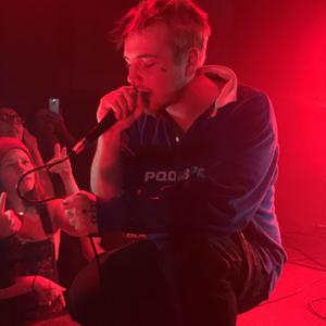 美艳yin荡狐妖采补榨干
